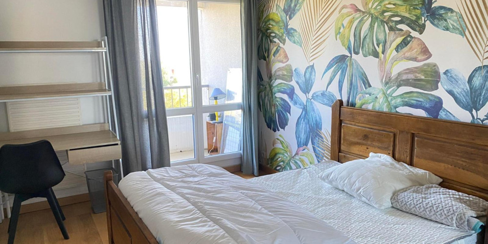 appartement à BORDEAUX (33300)