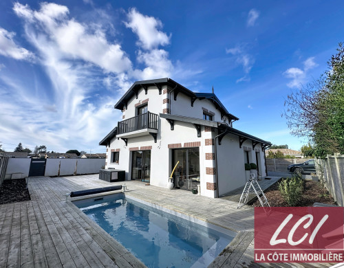 maison  GUJAN MESTRAS