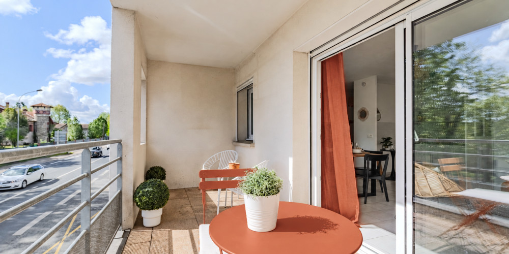 appartement à BRUGES (33520)