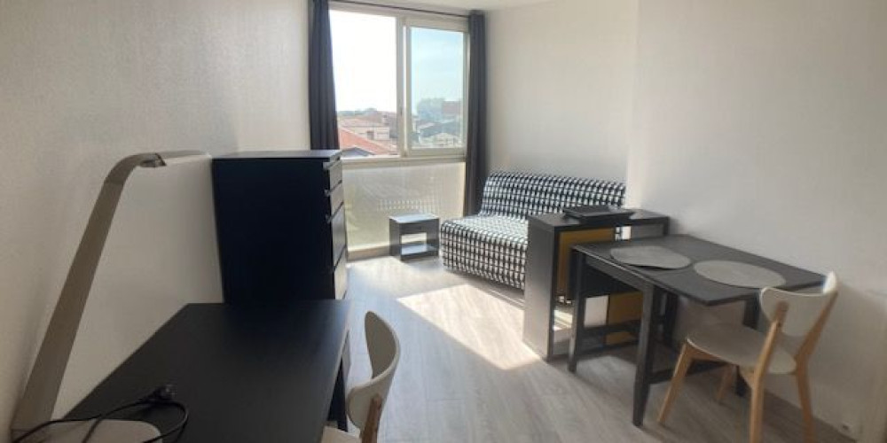 appartement à BORDEAUX (33800)
