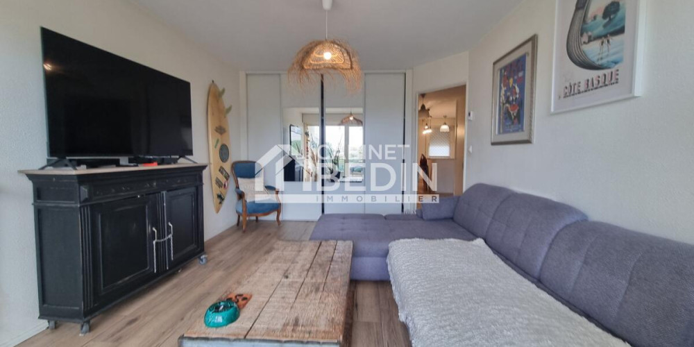 appartement à BORDEAUX (33300)