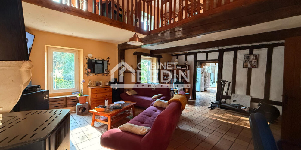 maison à ST MAGNE (33125)