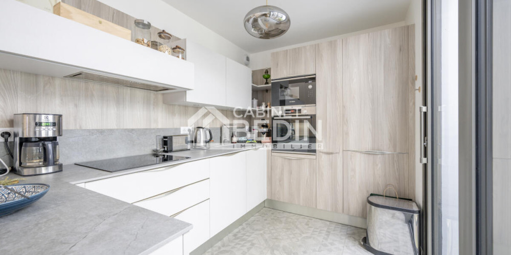 appartement à BORDEAUX (33000)