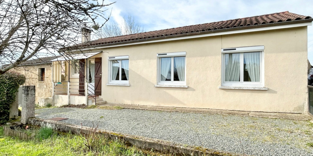 maison à ST MARTIN DE SESCAS (33490)