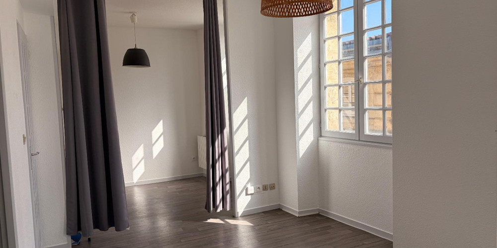 appartement à BORDEAUX (33000)