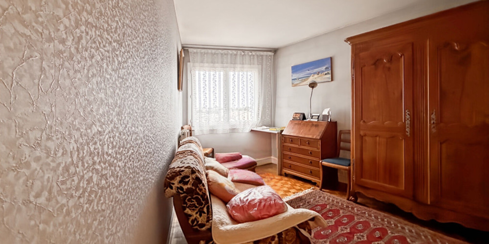 appartement à BORDEAUX (33800)