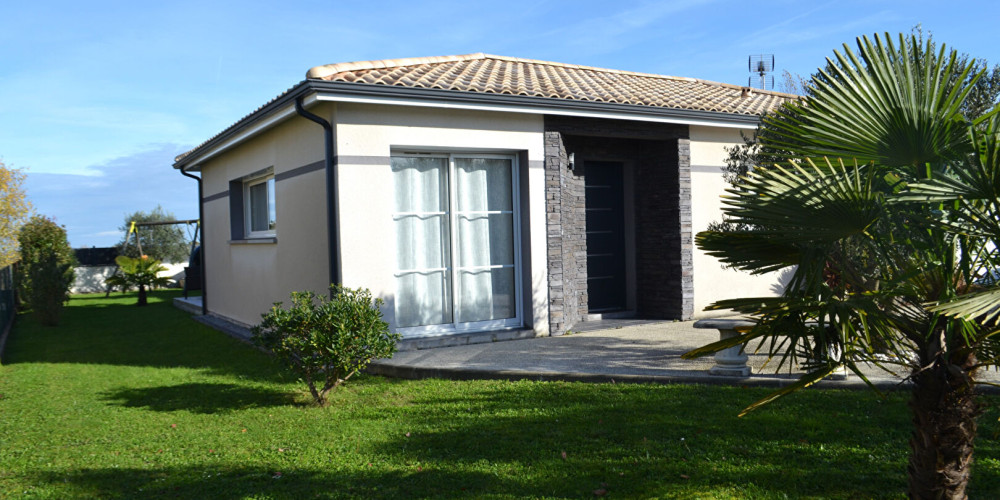 maison à GENISSAC (33420)