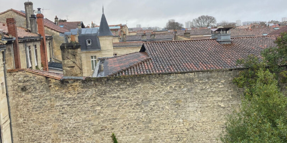appartement à BORDEAUX (33000)