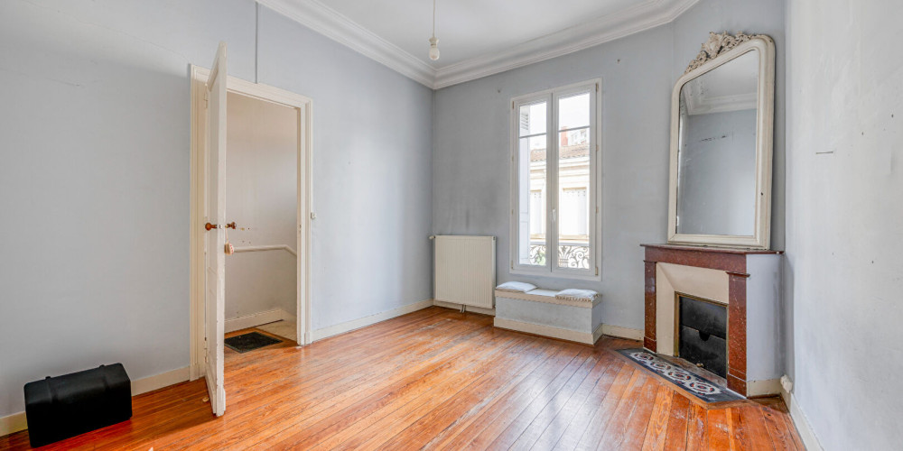 maison à BORDEAUX (33300)