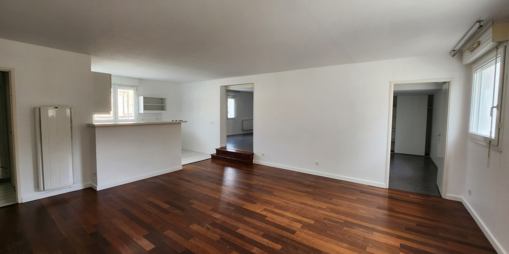 appartement à BORDEAUX (33000)