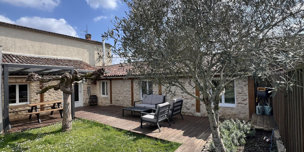 maison à CABANAC ET VILLAGRAINS (33650)