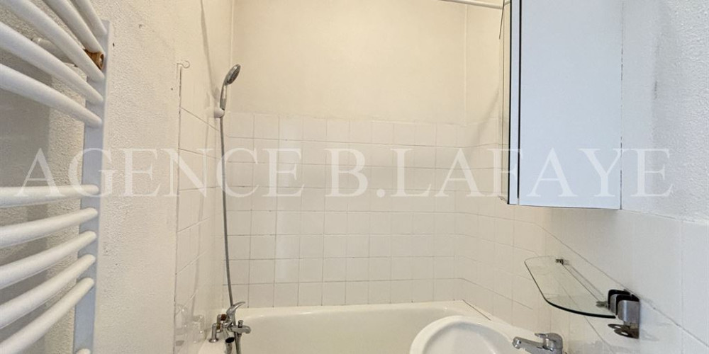 appartement à BORDEAUX (33000)
