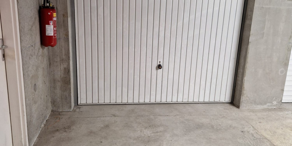 parking à LE BOUSCAT (33110)