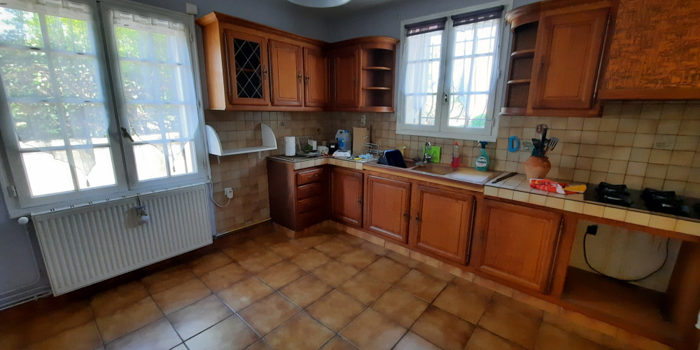 maison à SAUVETERRE DE GUYENNE (33540)