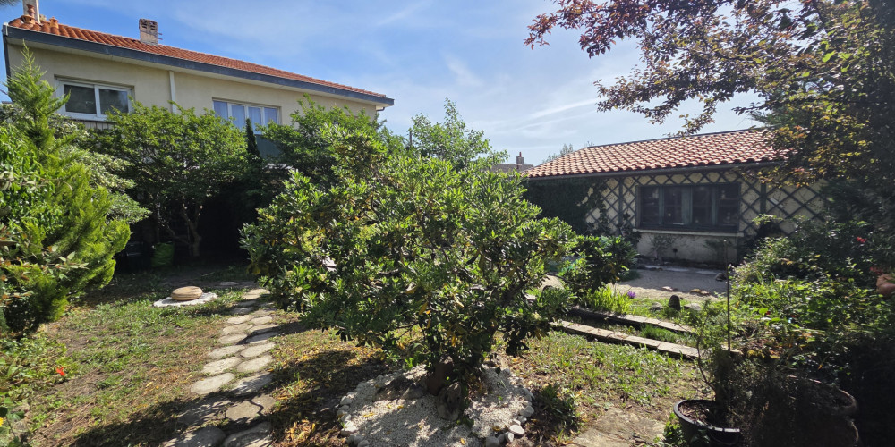 maison à BORDEAUX (33200)