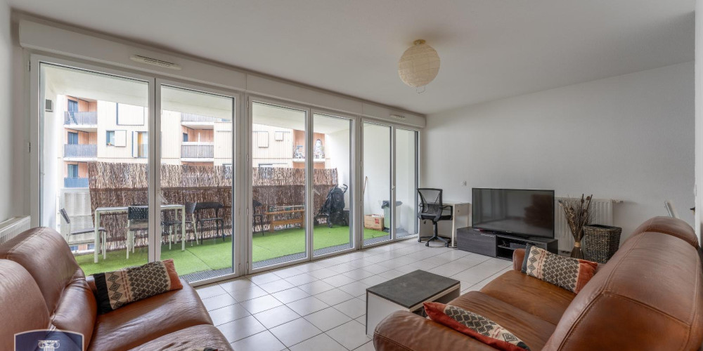 appartement à BORDEAUX (33300)