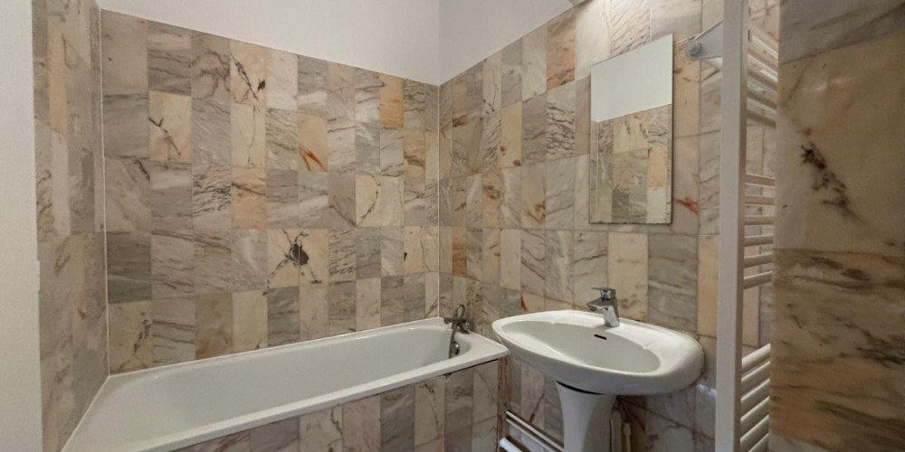 appartement à BORDEAUX (33000)