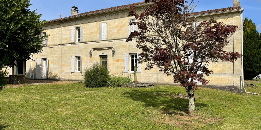 maison à RAUZAN (33420)