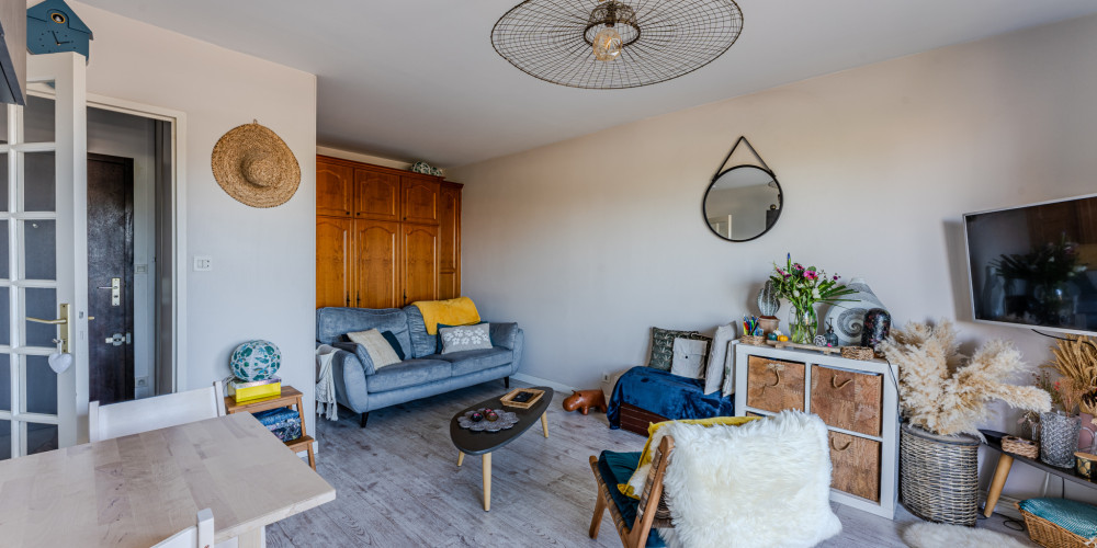 appartement à LE BOUSCAT (33110)