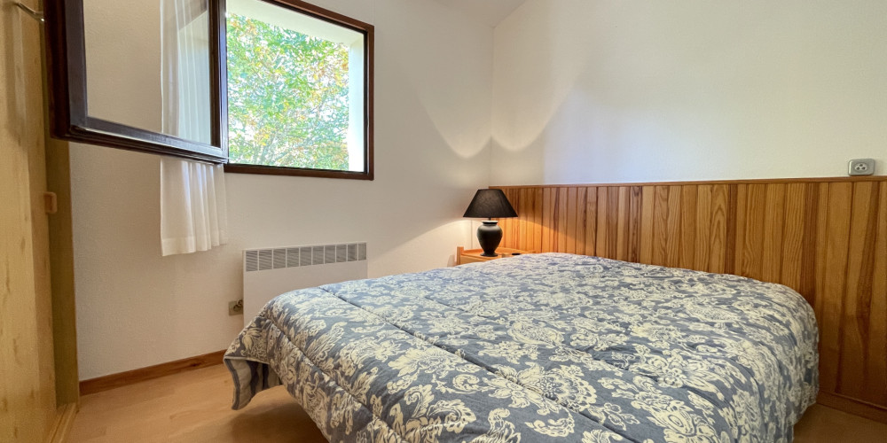 maison à LACANAU (33680)