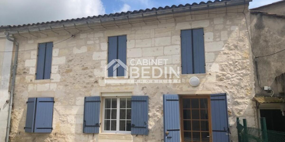 appartement à VILLEGOUGE (33141)