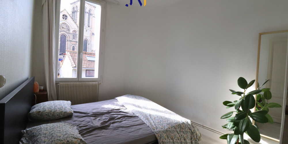 appartement à BORDEAUX (33000)