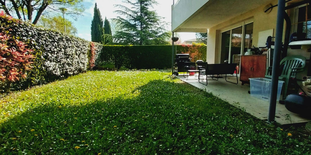 appartement à LA LANDE DE FRONSAC (33240)