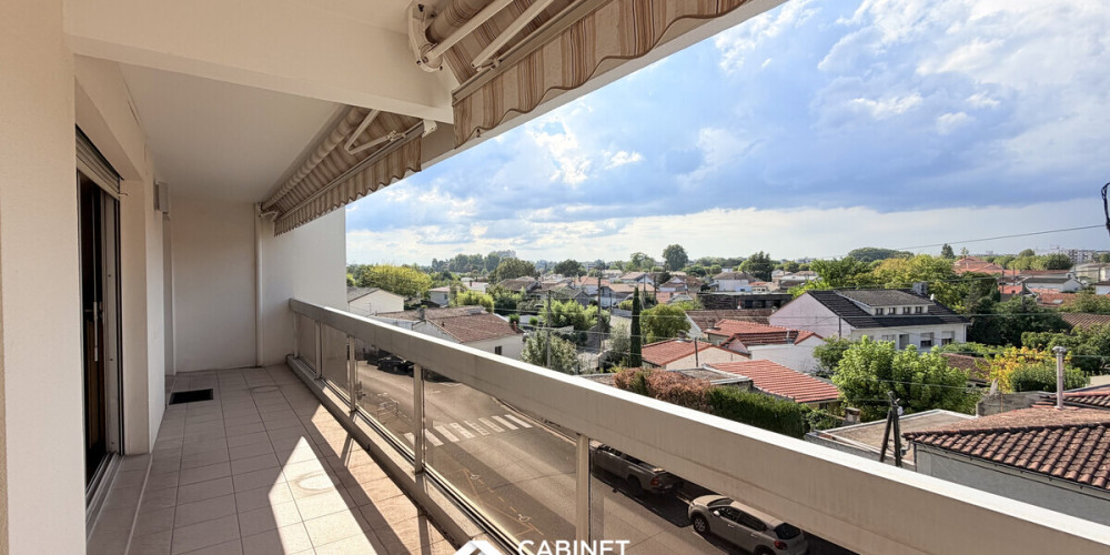 appartement à BORDEAUX (33200)