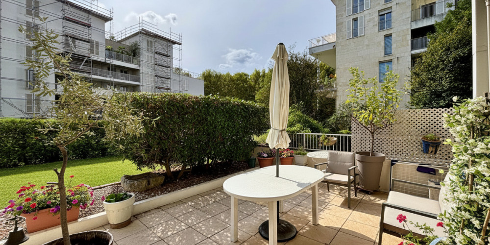 appartement à BORDEAUX (33100)