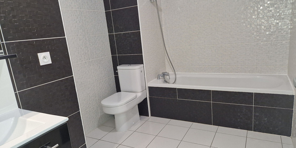 appartement à MERIGNAC (33700)