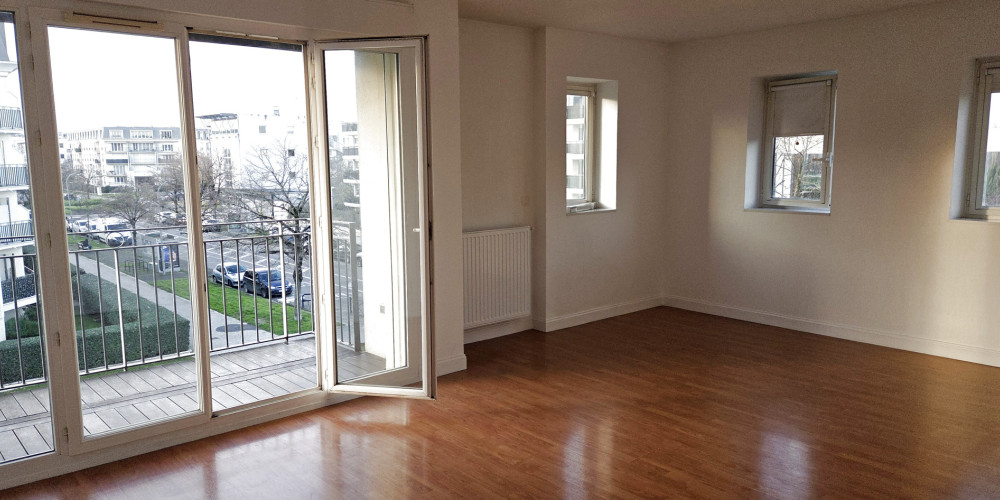 appartement à BORDEAUX (33300)