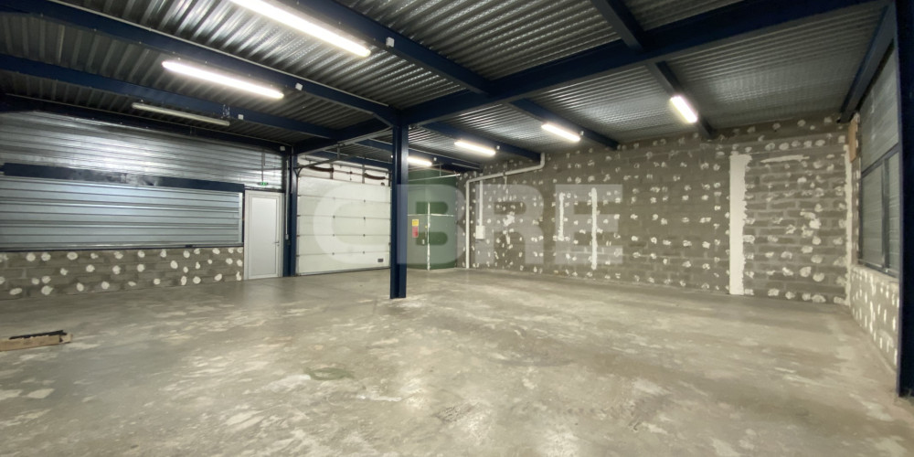 local industriel à MERIGNAC (33700)