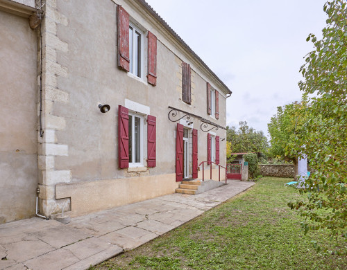 maison  LANGON
