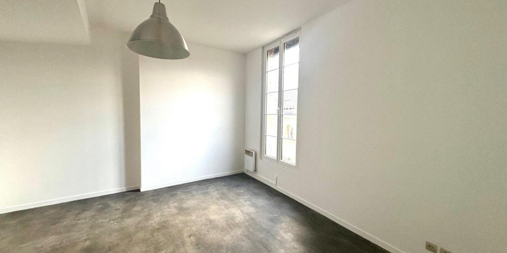 appartement à BORDEAUX (33800)
