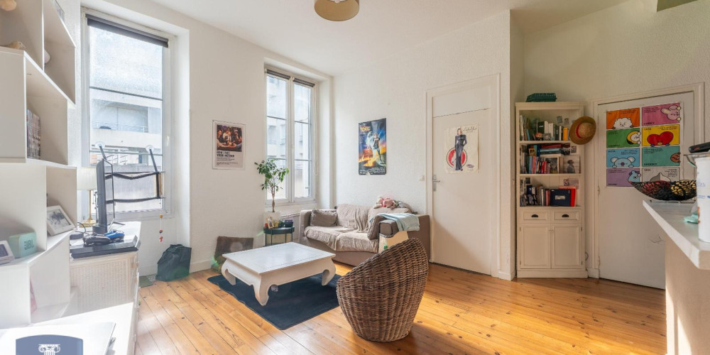 appartement à BORDEAUX (33300)
