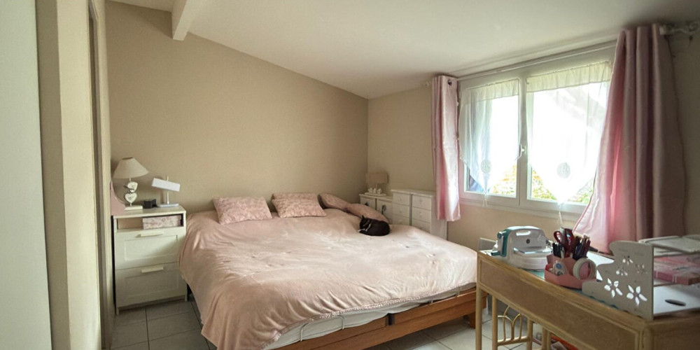 maison à AMBARES ET LAGRAVE (33440)