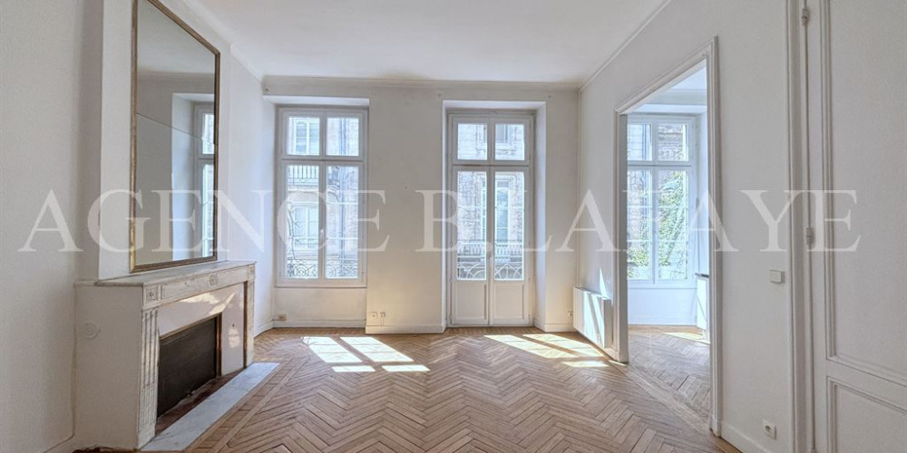 appartement à BORDEAUX (33000)