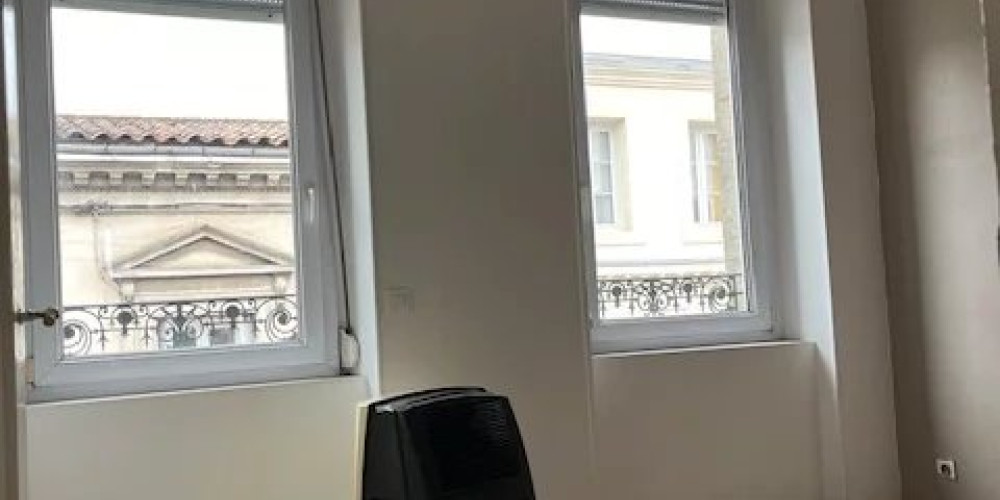 appartement à BORDEAUX (33800)