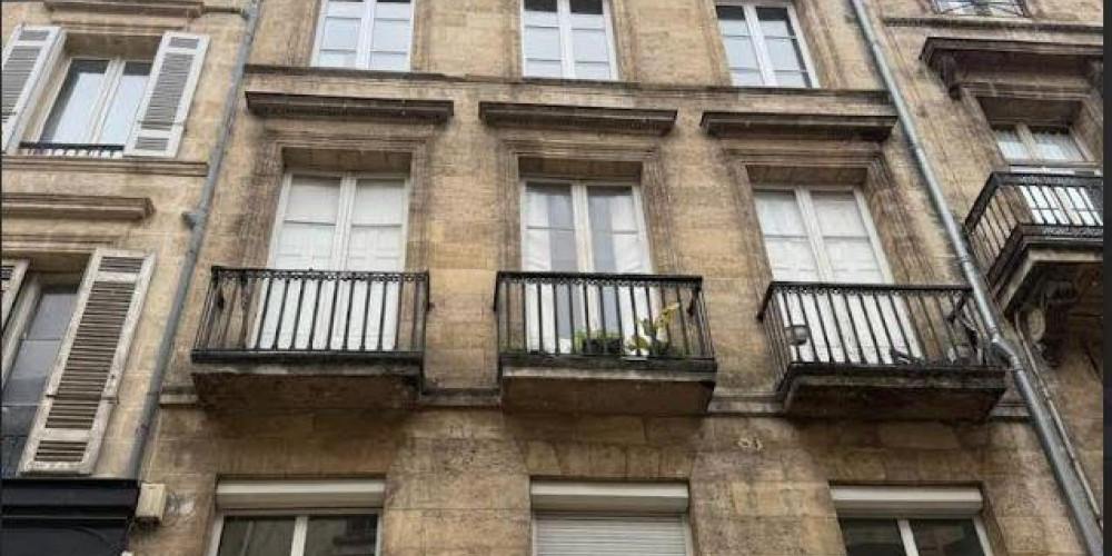 appartement à BORDEAUX (33000)