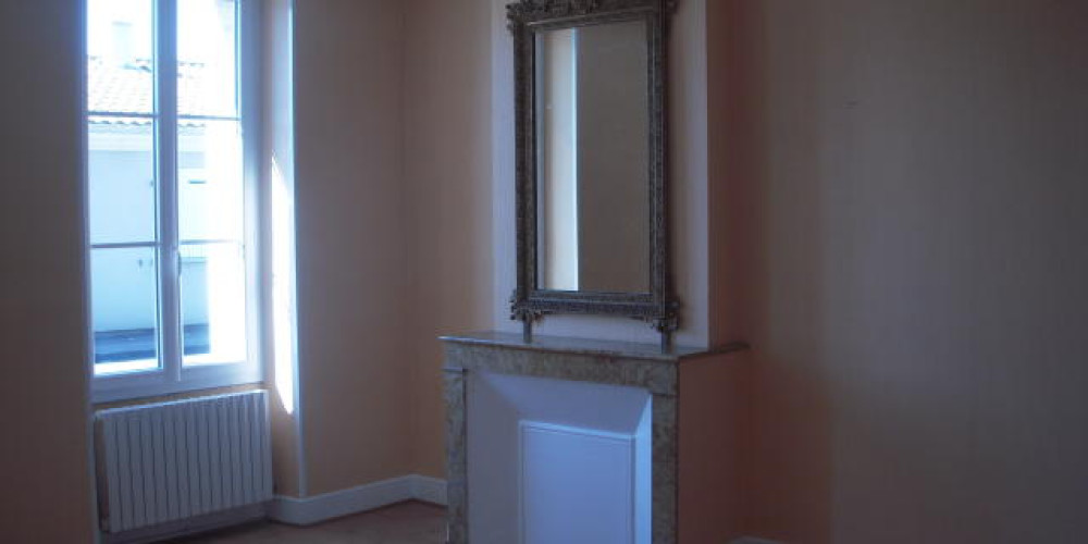 maison à VAL DE VIRVEE (33240)