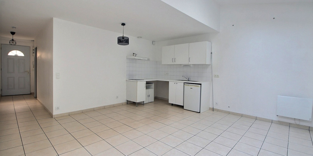 appartement à BORDEAUX (33800)