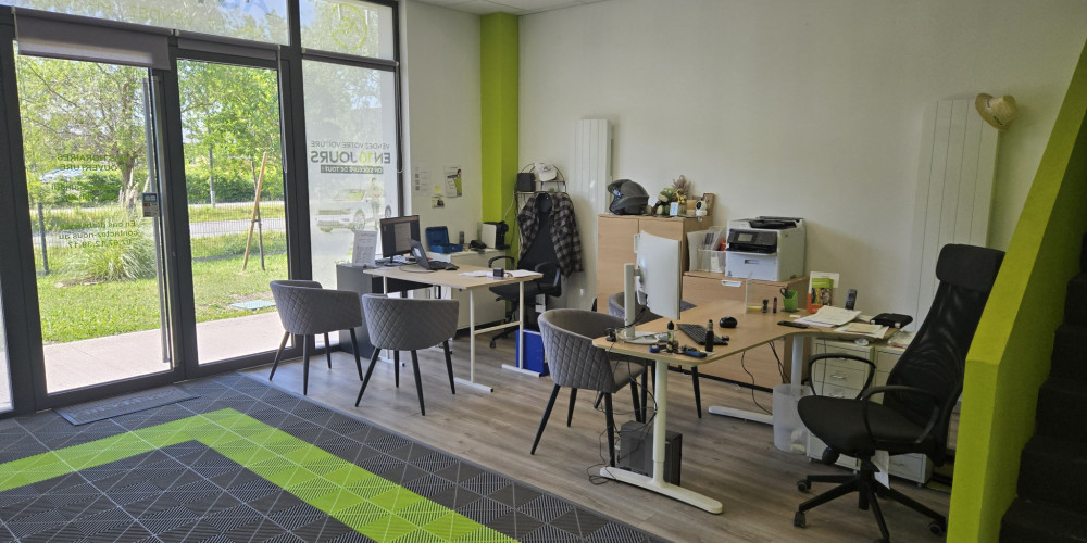 local commercial à MERIGNAC (33700)