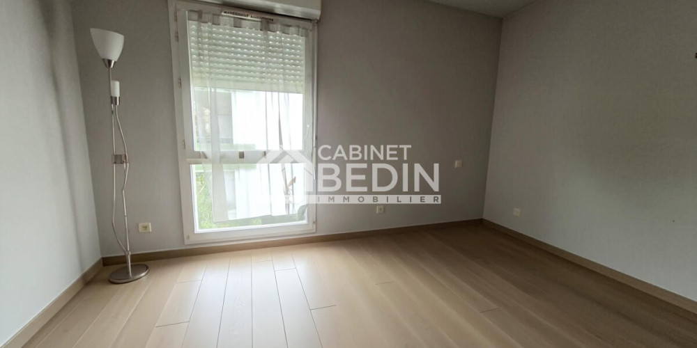 appartement à BORDEAUX (33000)