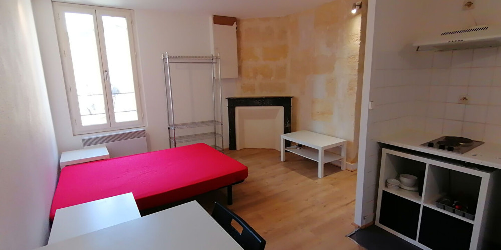 appartement à BORDEAUX (33800)