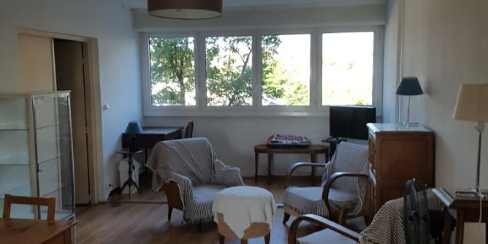 appartement à BORDEAUX (33800)
