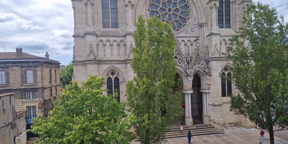 appartement à BORDEAUX (33000)