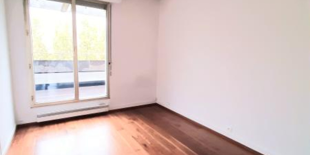 appartement à BORDEAUX (33000)