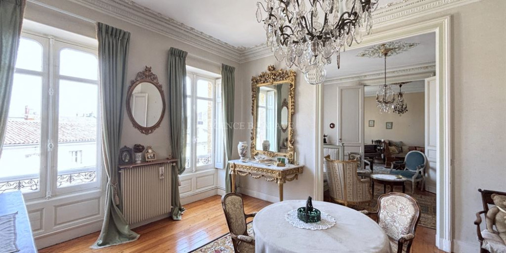 appartement à BORDEAUX (33000)