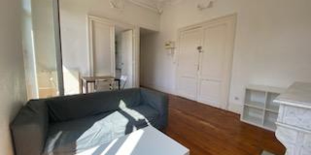 appartement à BORDEAUX (33800)