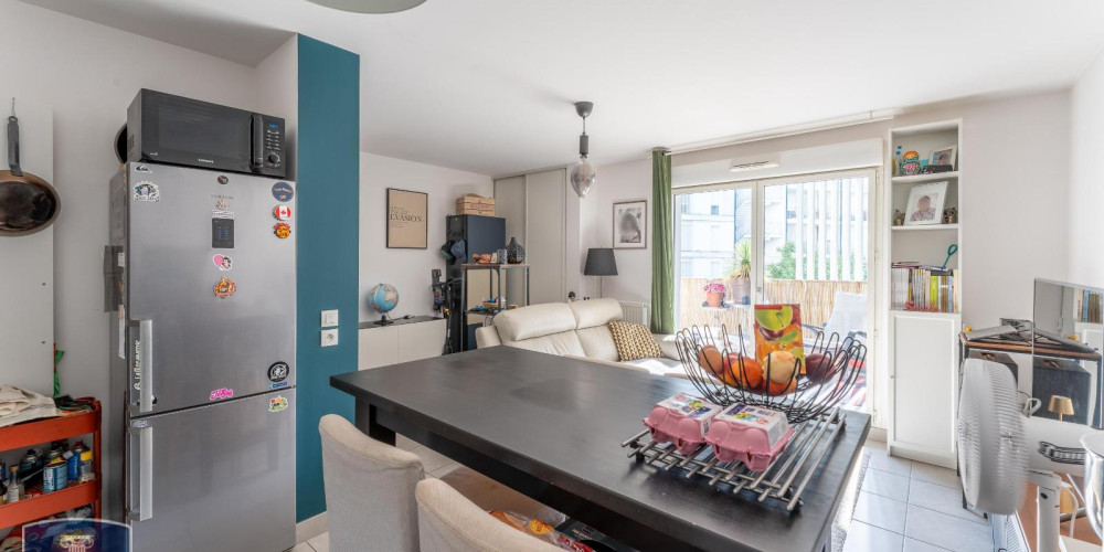 appartement à BORDEAUX (33300)